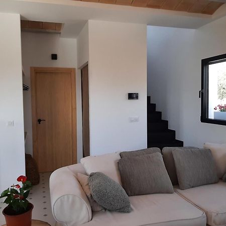 Casita Del Embalse Con Encanto Biar Exterior photo
