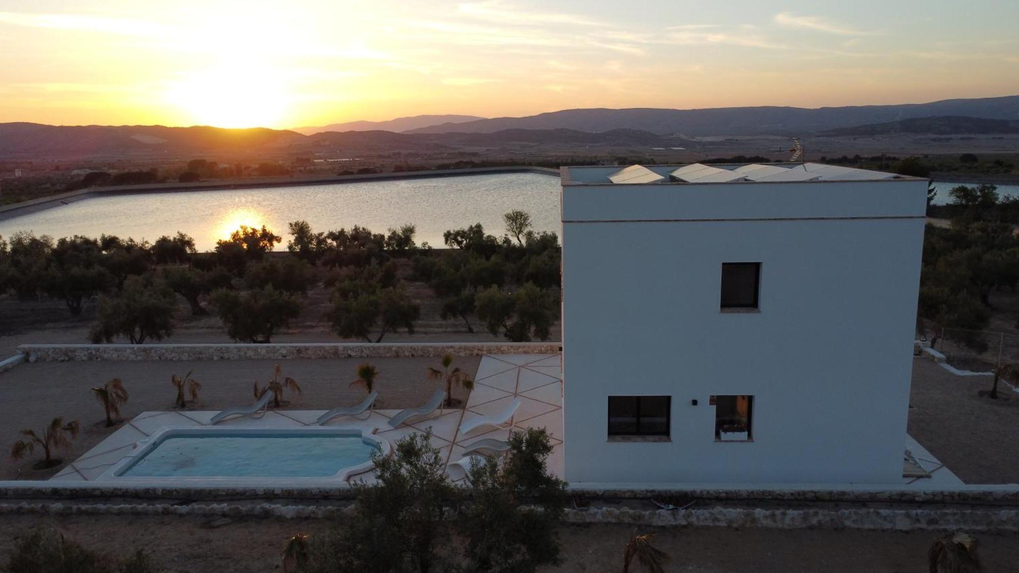 Casita Del Embalse Con Encanto Biar Exterior photo